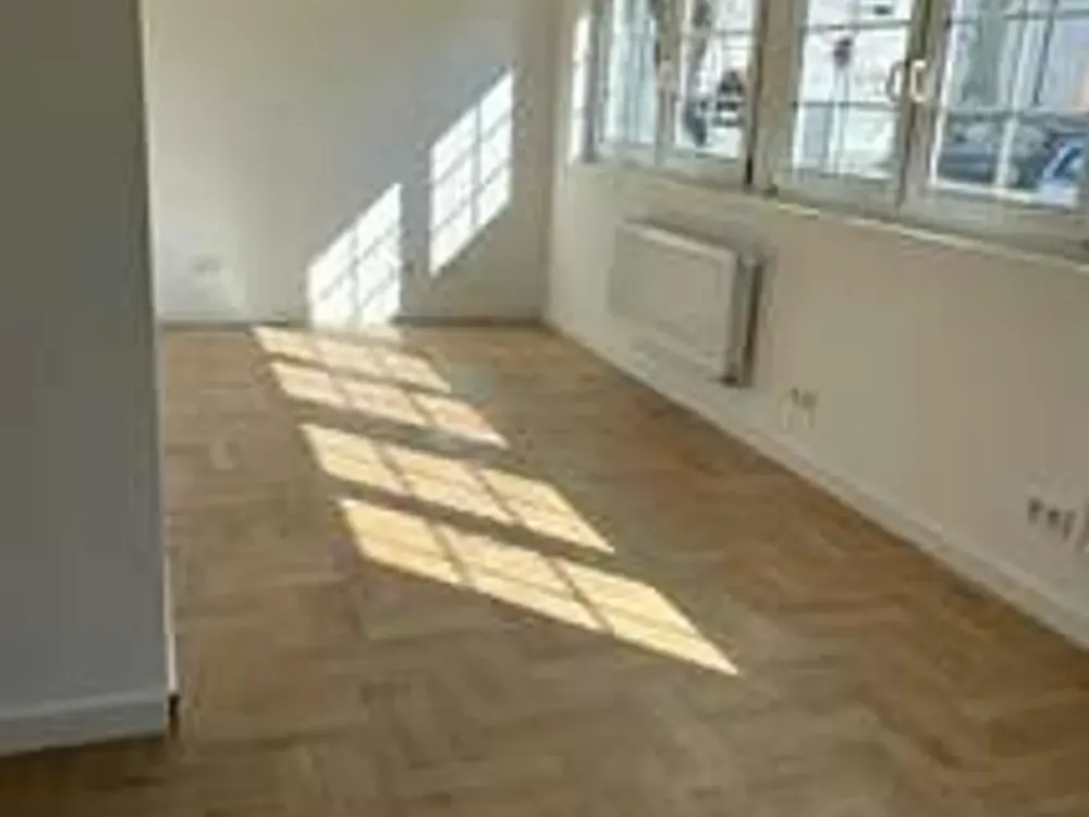 1-Zimmerwohnung nah am Flughafen mit Einbauküche