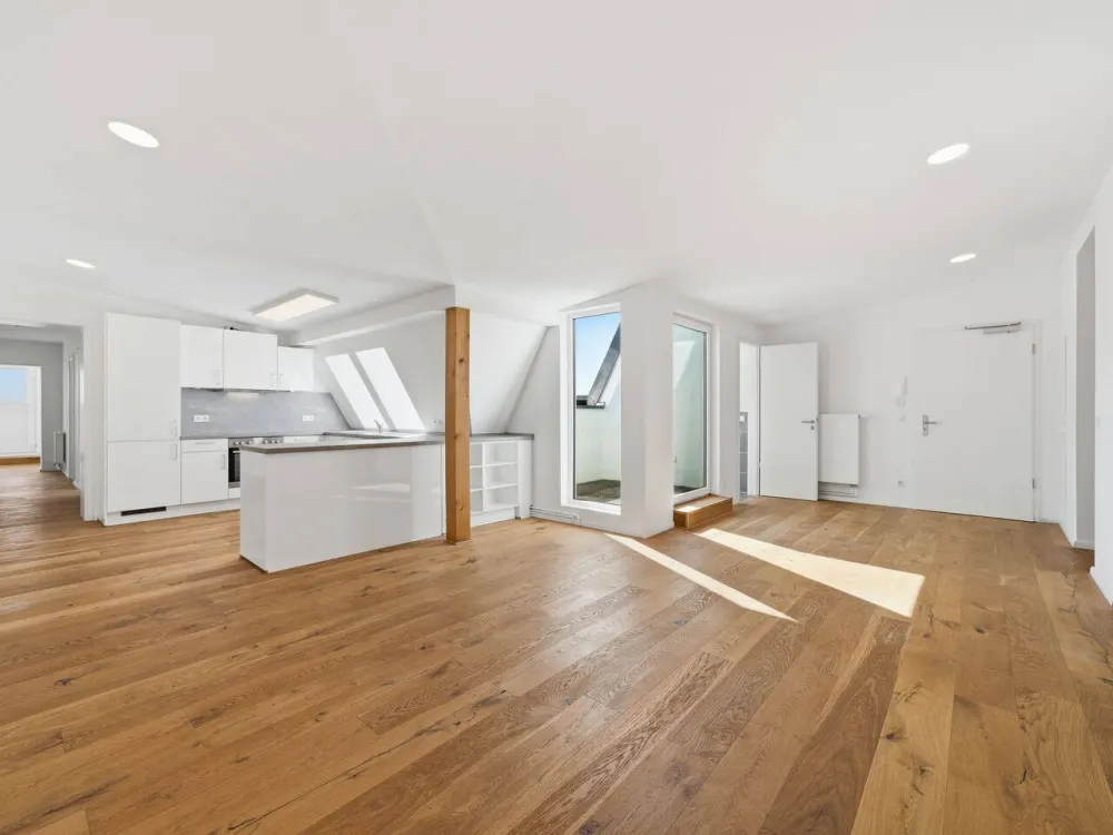 Dachgeschosswohnung in Charlottenburg - 6 Zimmer, Dachterrasse & 3 Balkone