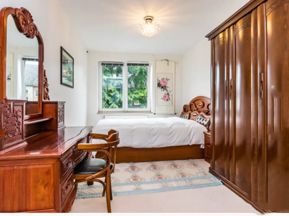 Exklusive 5-Zimmer Maisonette mit Sonnenterrasse