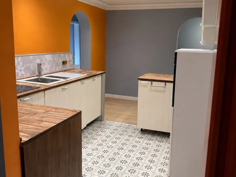 3-room apartment (85 m²) with garden in Laim
