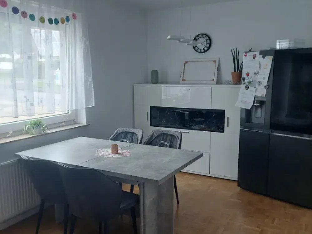 Beautiful 4-Room Apartment with Terrace