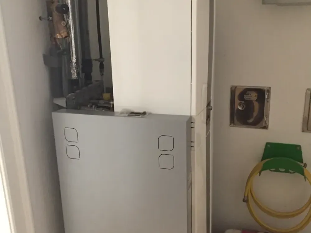 4-room apartment with eat-in kitchen at Landshuter Allee/Donnersbergerbrücke