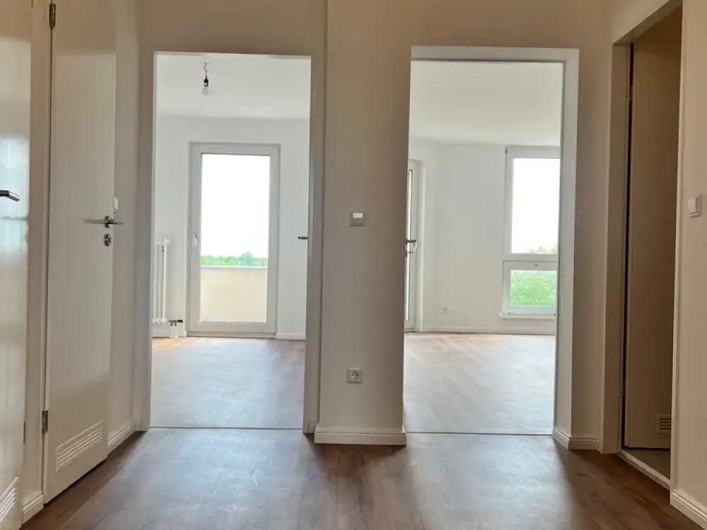 Helle drei Zimmer Wohnung mit Südbalkon