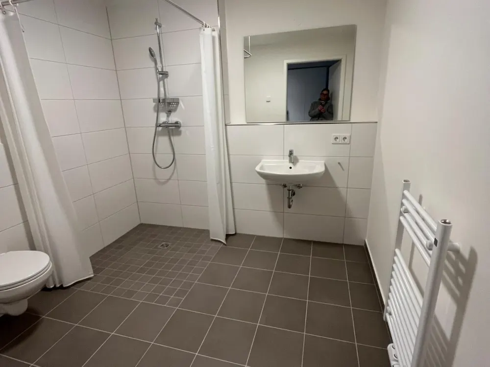 Studentenwohnheim - möblierte 1-Raum Wohnung mit Balkon oder Terrasse