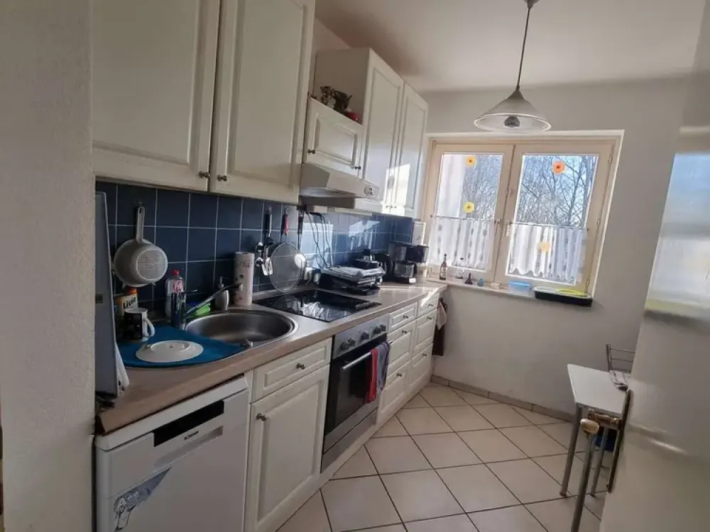 charmante und lichtdurchflutete 2 Zimmerwohnung mit großartigem Grundriss