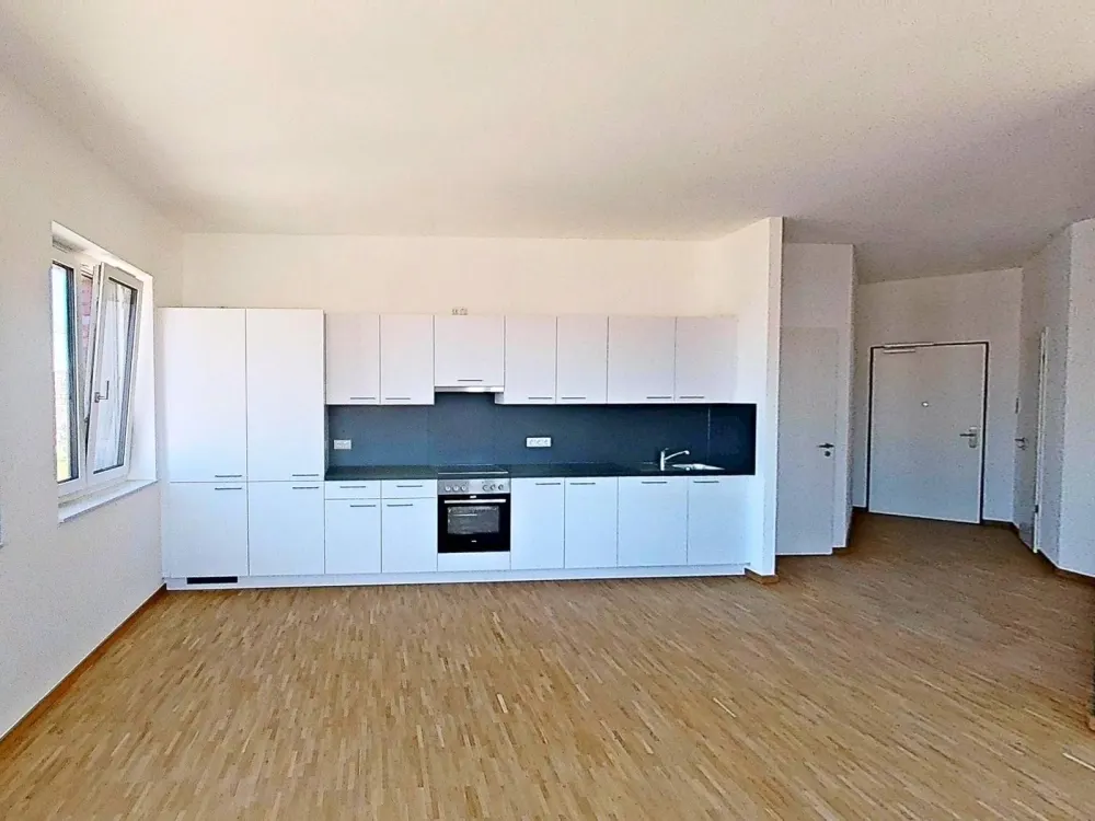 WOHNTRAUM IM ERSTBEZUG: Lichtdurchflutete 3-Zimmer-Wohnung mit EINBAUKÜCHE