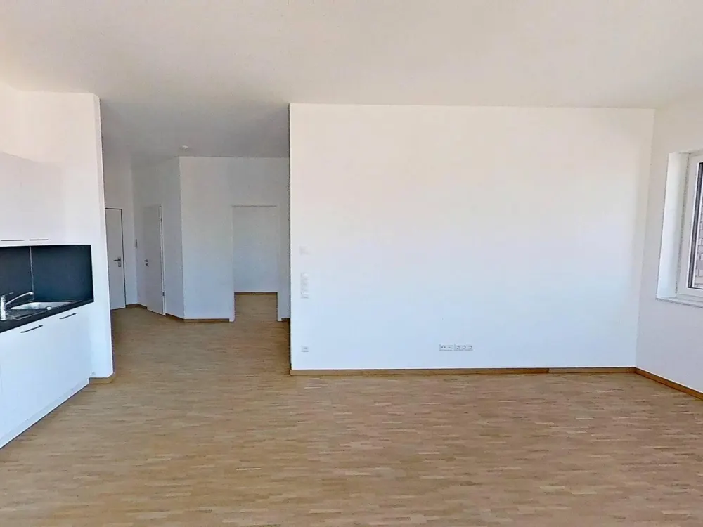 WOHNTRAUM IM ERSTBEZUG: Lichtdurchflutete 3-Zimmer-Wohnung mit EINBAUKÜCHE