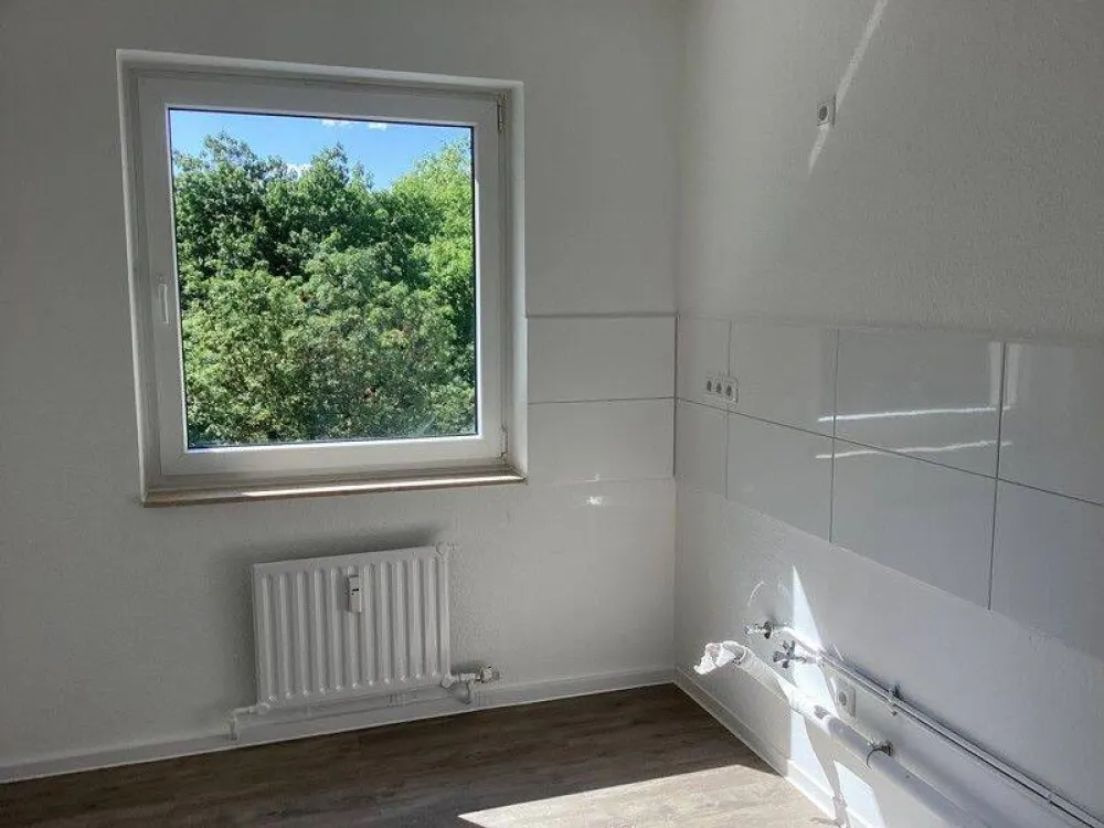 Come In and Feel at Home: Well-Designed 3-Room Apartment