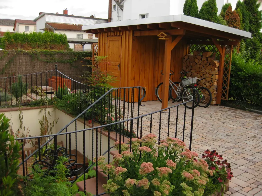 Sehr helle 3-Raum-Souterrainwohnung mit Terrasse im Ortskern von Weiterstadt