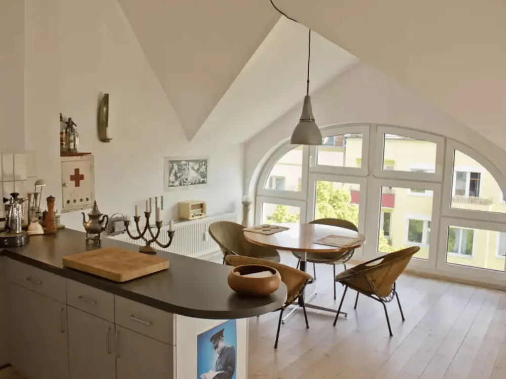 Zwischenmiete 4-6 Monate Helles 80qm-Appartment, Dachterasse Berlin Neukölln
