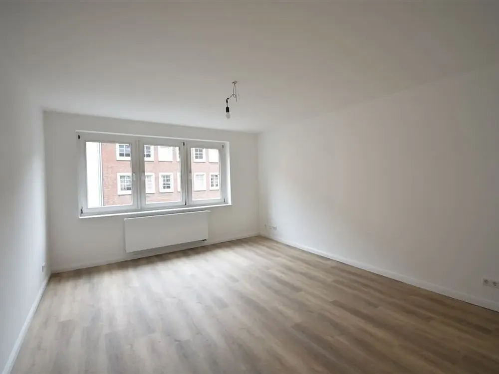 D-Altstadt! Sanierte 3-Zimmer-Wohnung ab sofort zu vermieten