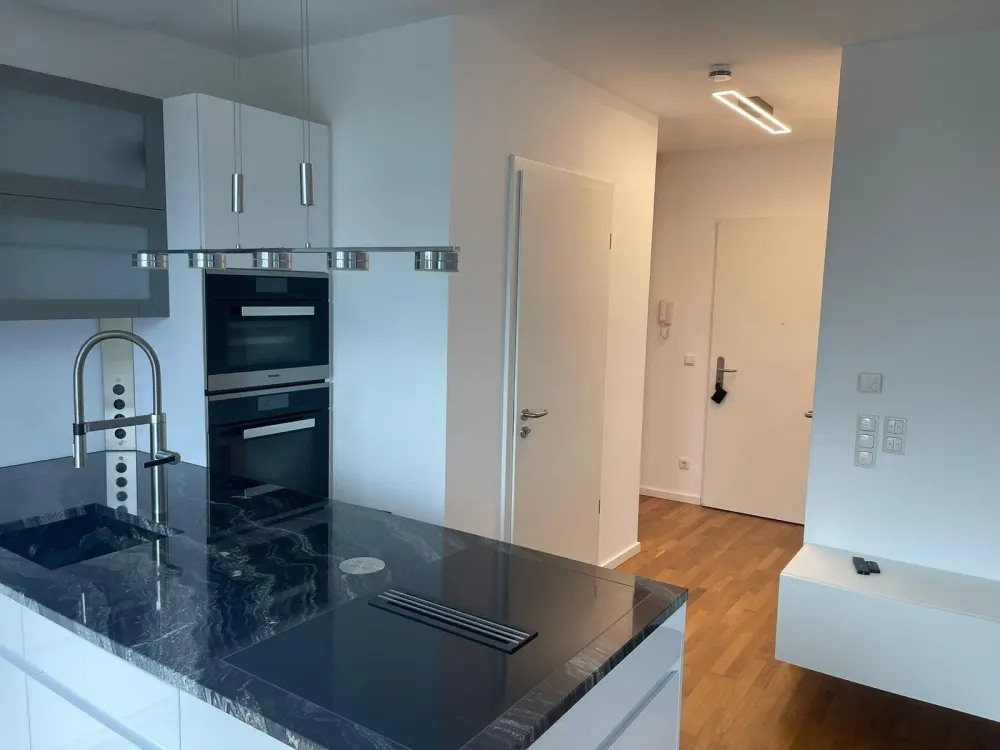 Hochwertige teilmöblierte 1-Zimmer-Wohnung in München-Pasing