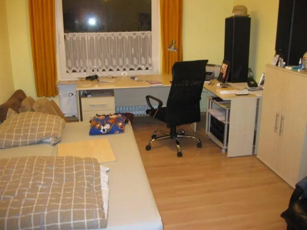 3-room apartment with fitted kitchen (suitable for shared flat)