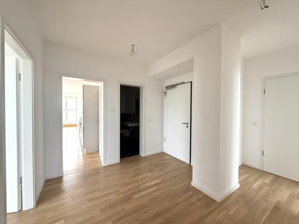 Einzigartige Dachgeschosswohnung mit traumhafter Terrasse