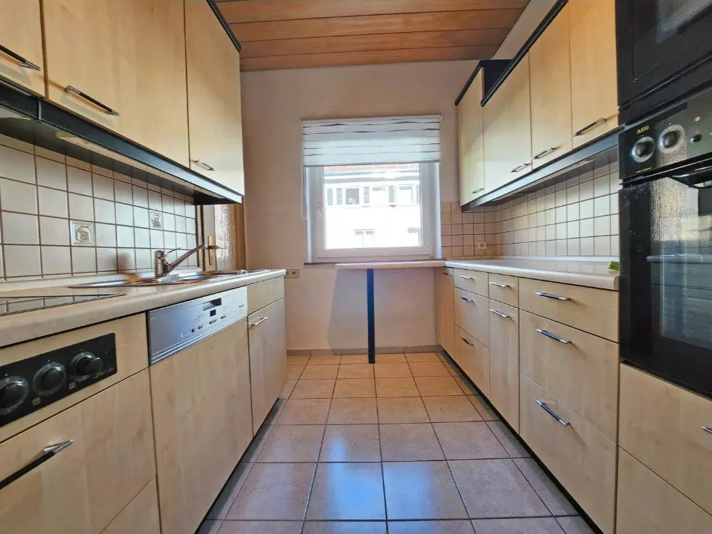 Attraktiv gelegene 3-Zimmer-Wohnung mit Süd-Balkon und Einzelgara