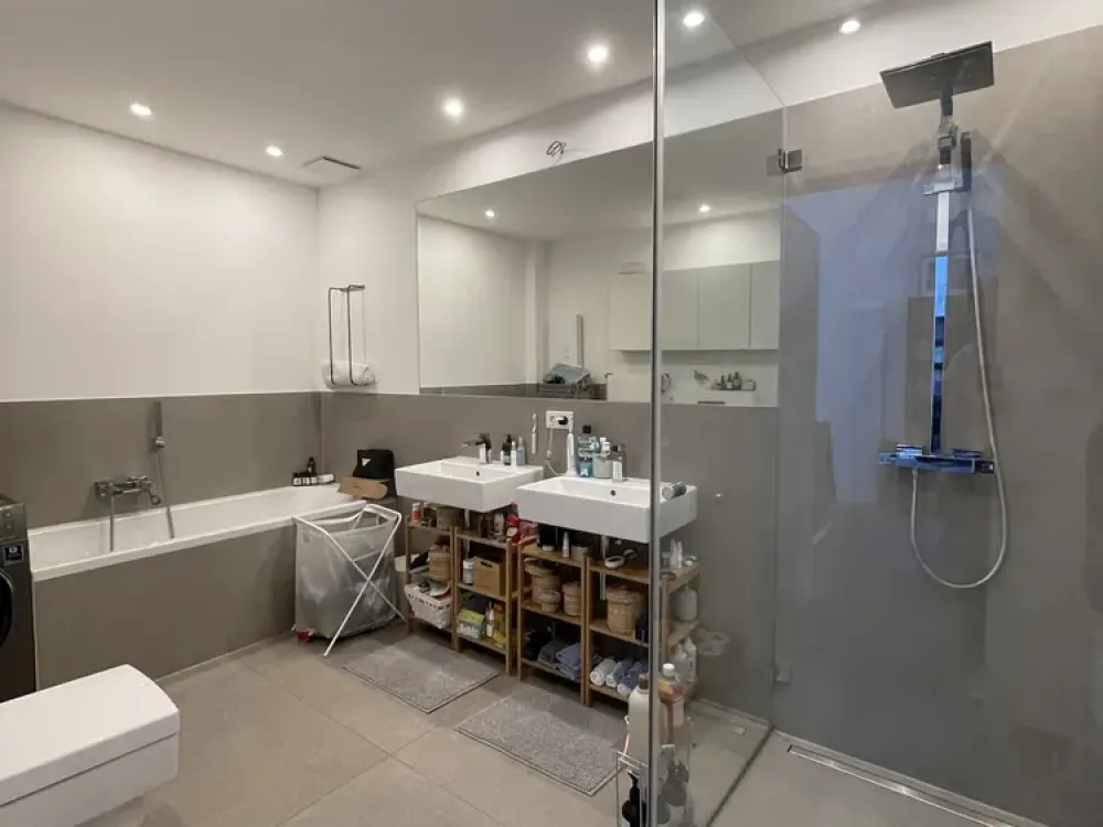 Buena Essential L | 115m² Wohnung mit 3.5 Zimmern in Berlin