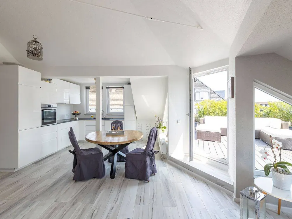Penthouse Apartment mit Whirlpool, Reinigung inklusive