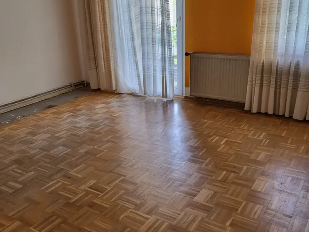 Günstige 2-Zimmer-Wohnung mit Küchenzeile und Balkon!!!!