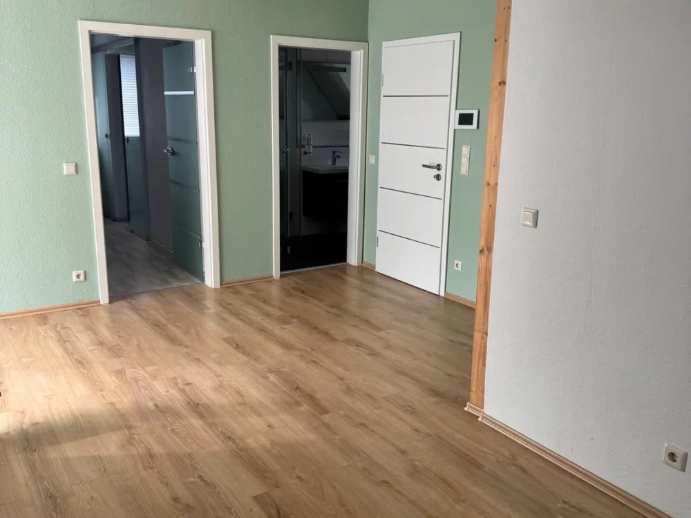 Zwei Zimmer Wohnung, ca 50 m2 mit Balkon zur Miete