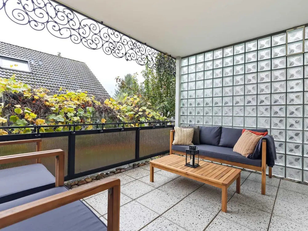 *** Möbliert *** Elegante 3-Zi.-Whg. mit großem Balkon in Bergen-Enkheim