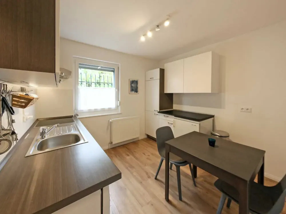 *** Möbliert *** Elegante 3-Zi.-Whg. mit großem Balkon in Bergen-Enkheim