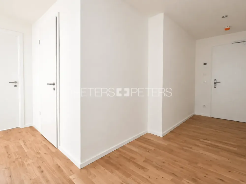 + Neubau + Erstbezug + EBK + Süd-Loggia + Dusche +