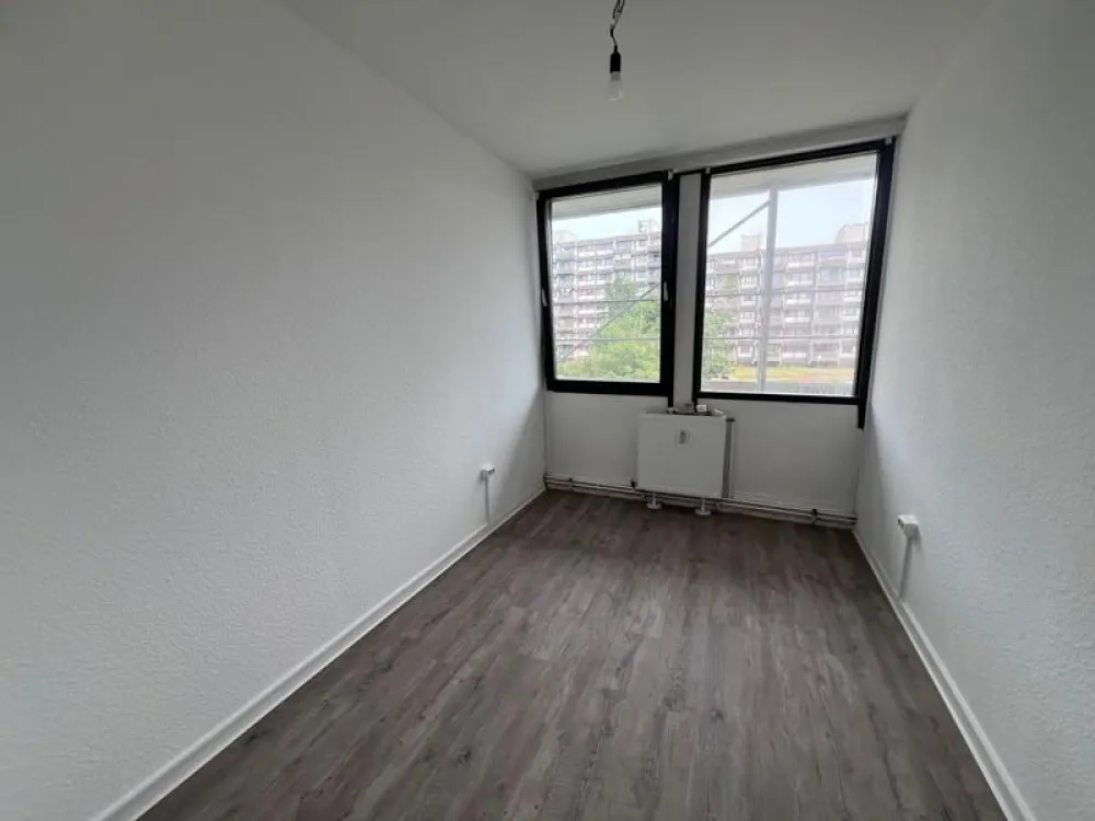 Frisch modernisiert und renoviert: 2,5 Zimmer-Wohnung