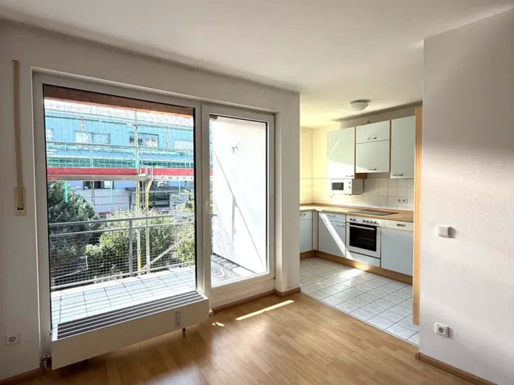 Charmante, ruhige 2-Zimmer-Wohnung mit optimalem Grundriss, Einbauküche und Balkon zu vermieten