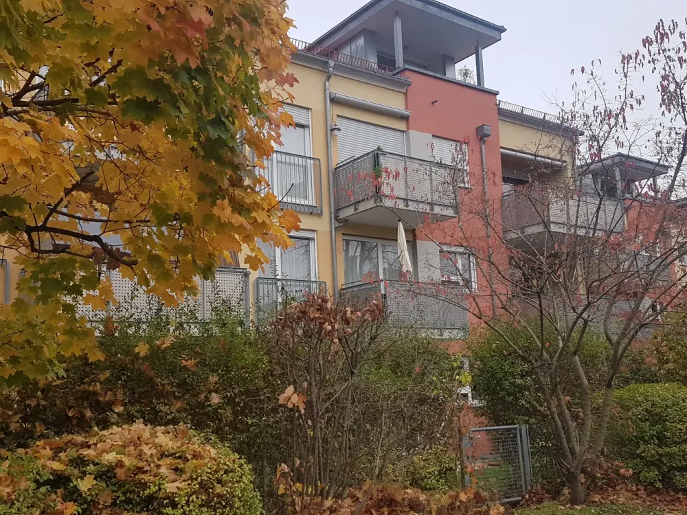 Schönes Apartment in hervorragender Lage mit Balkon und TG-Stellplatz