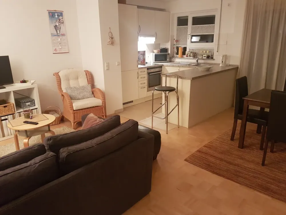 Schönes Apartment in hervorragender Lage mit Balkon und TG-Stellplatz