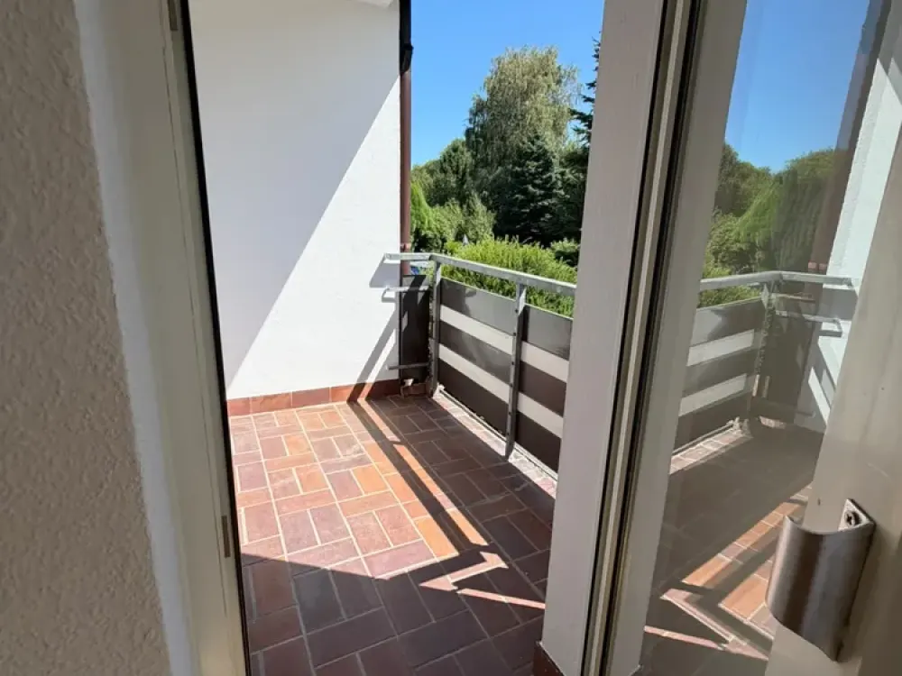 Helle 2,5 Zi. Whg. mit Balkon, 1.OG, Aufzug