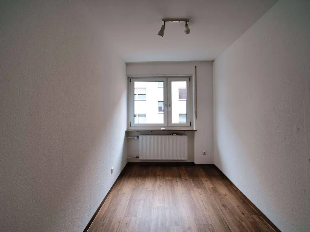 5 Zimmer Wohnung mit Fitnessraum mit Whirlpool und Wintergarten