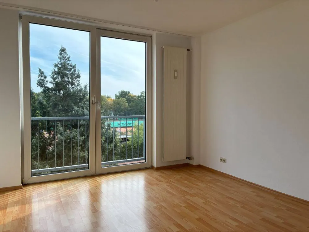 Helle 3-Zimmerwohnung mit Balkon zum Innenhof