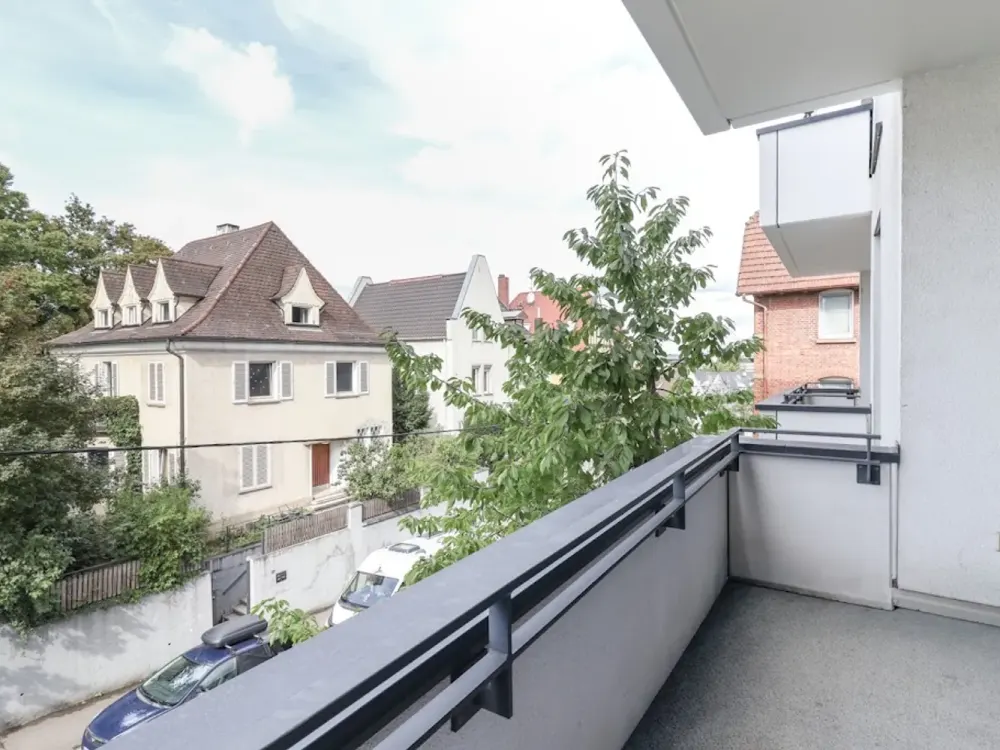 Exklusive 1-Zi-Wohnung mit Balkon und EBK in Stuttgart