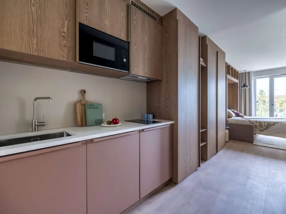 Möbliertes Studio Standard mit Gemeinschaftsflächen: Padelplatz, Fitness, Dachterrasse & mehr