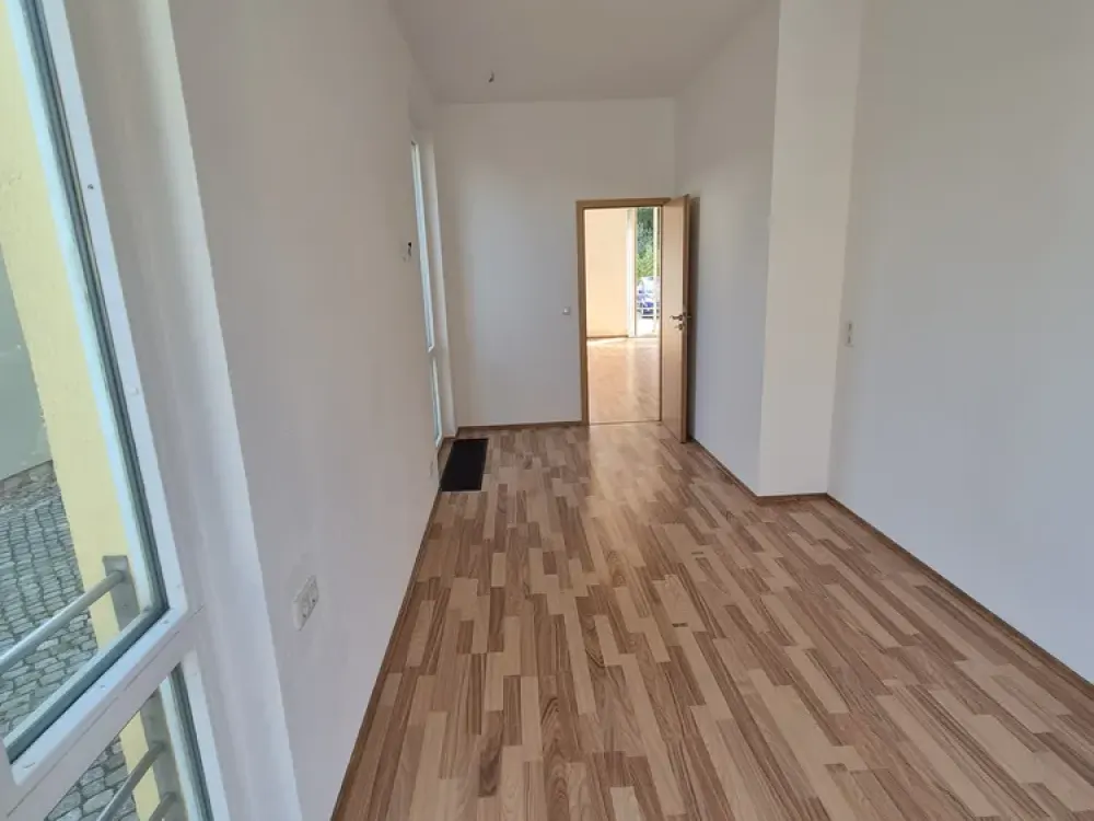 MODERN GESCHNITTENE 2 ZIMMER-WOHNUNG IN RUHIGER LAGE!