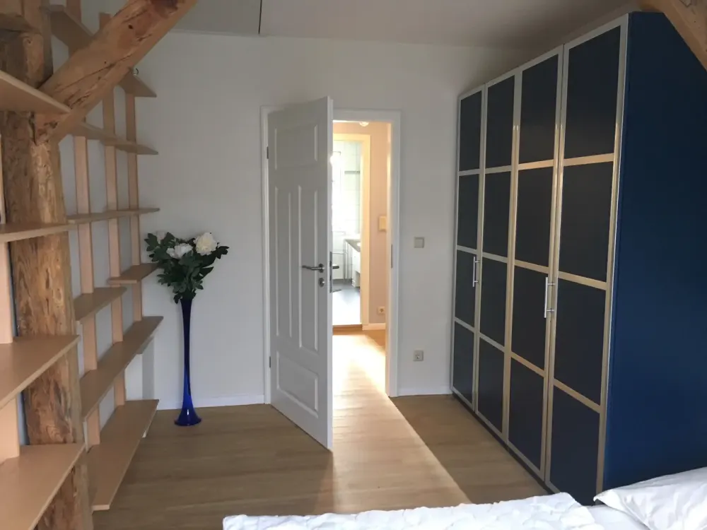 Very beautiful furnished 2-room attic apartment with corner bathtub, fitted kitchen and parking space...!!!