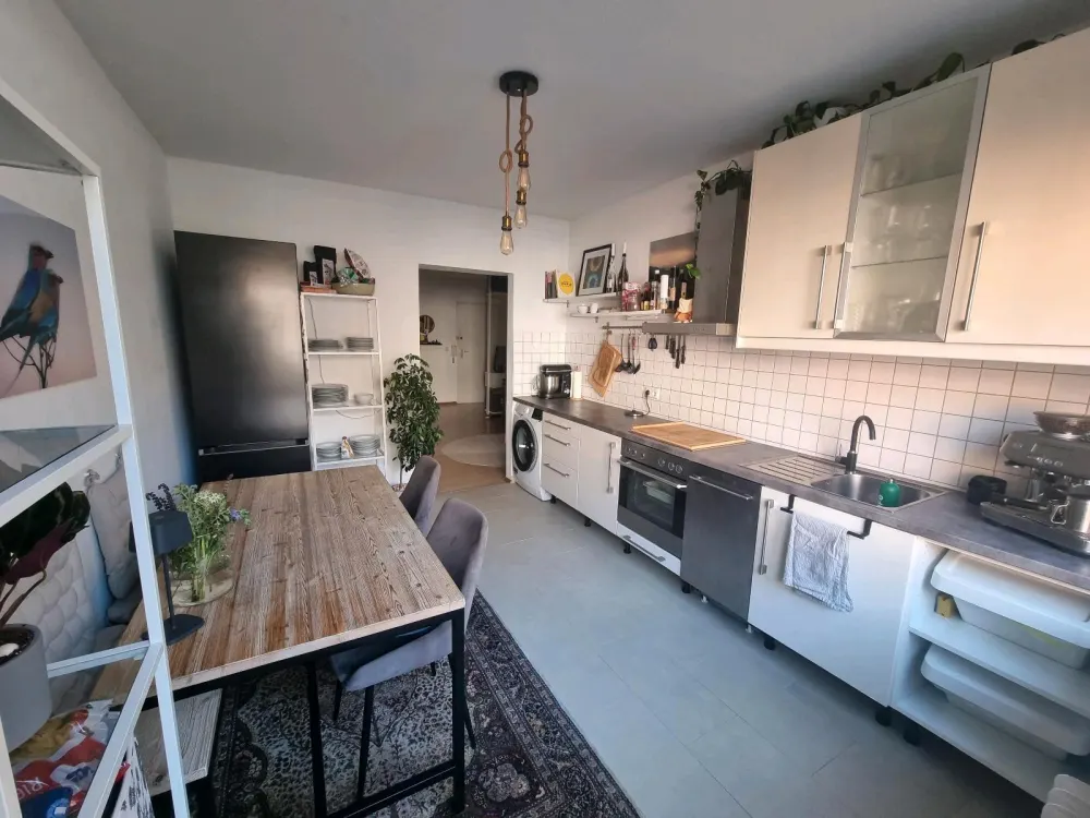 Möblierte Wohnung in Köln-Zentrum (3 Monate Zwischenmiete)