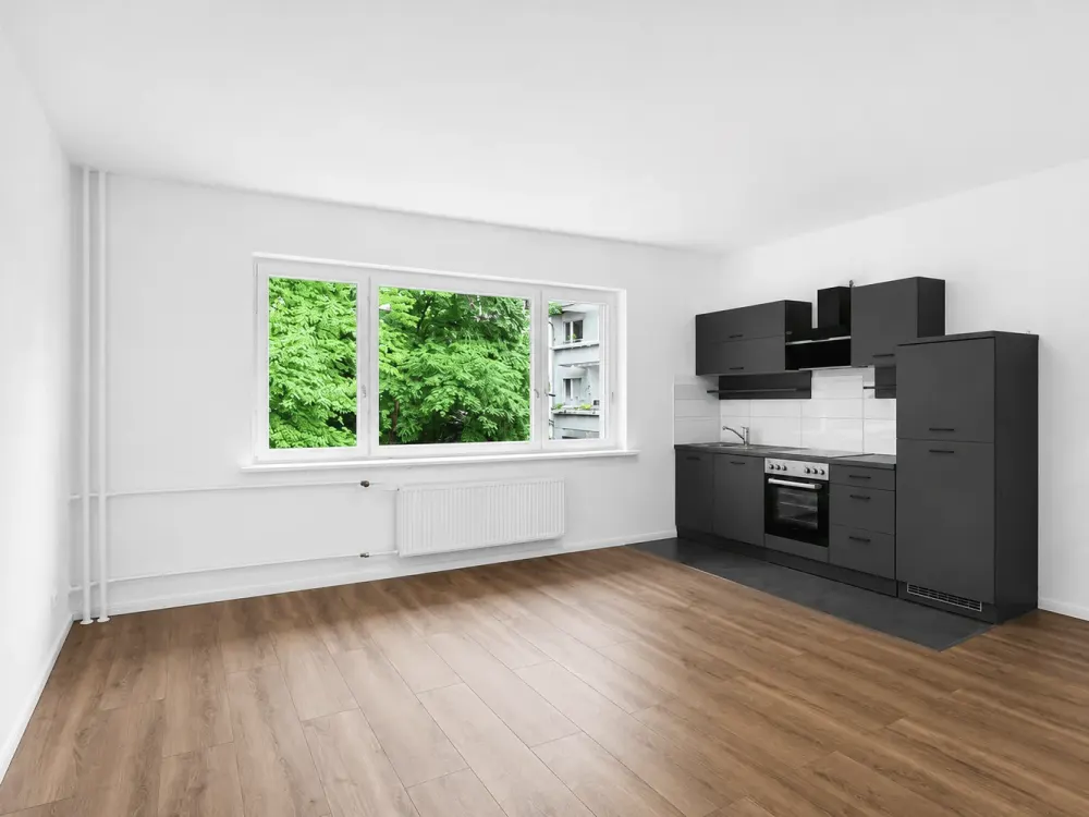 Erstbezug nach Sanierung, gepfl. 2-Zi-Whg, 45 m² mit offener EBK & modernem Tageslichtbad