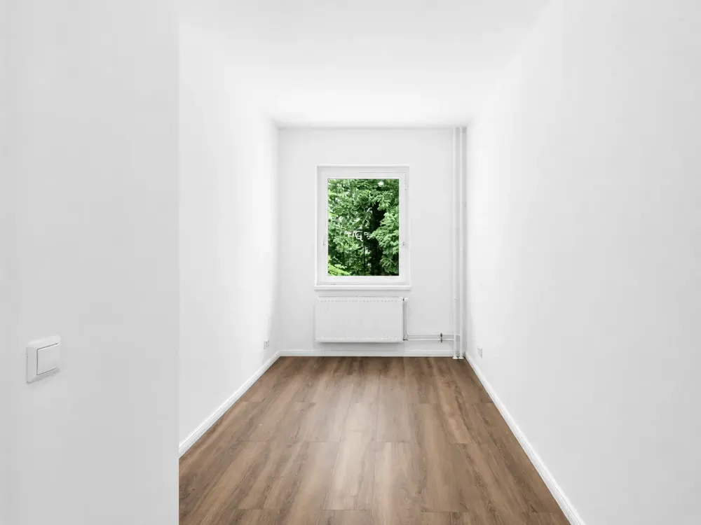 Erstbezug nach Sanierung, gepfl. 2-Zi-Whg, 45 m² mit offener EBK & modernem Tageslichtbad