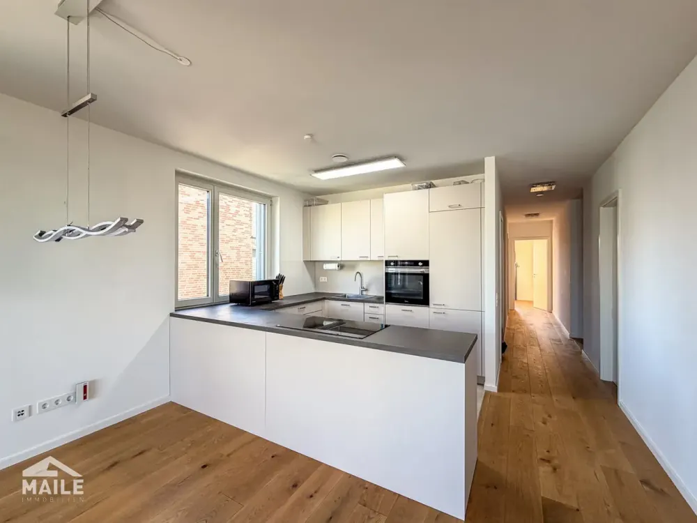 Hochwertige 4,5-Zimmer-Neubauwohnung mit großzügigem Wohnbereich und Balkon