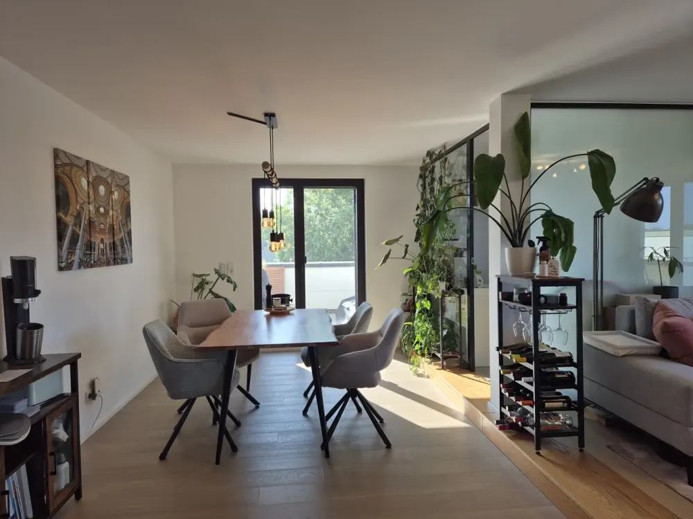Wunderschöne 4,5-Zimmer-Wohnung mit Balkon und 2 Stellplätzen in zentraler Böblinger Lage in Seenähe