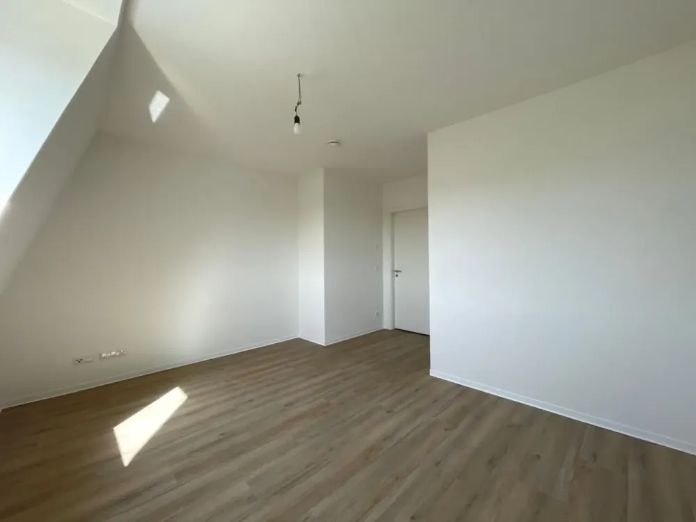 Neubauwohnung mit Loggia: Moderne 4-Zimmer mit Tageslichtbad im Zentrum-Ost | Optional mit EBK