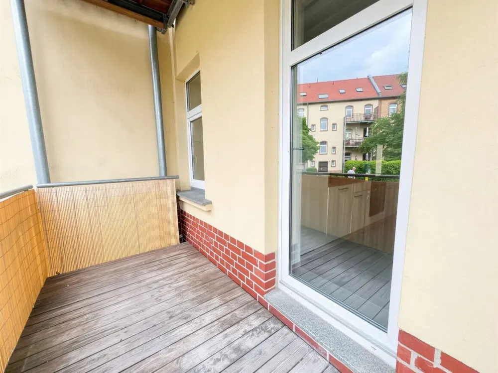 Erstbezug nach Modernisierung! Inklusive moderner Einbauküche & Balkon