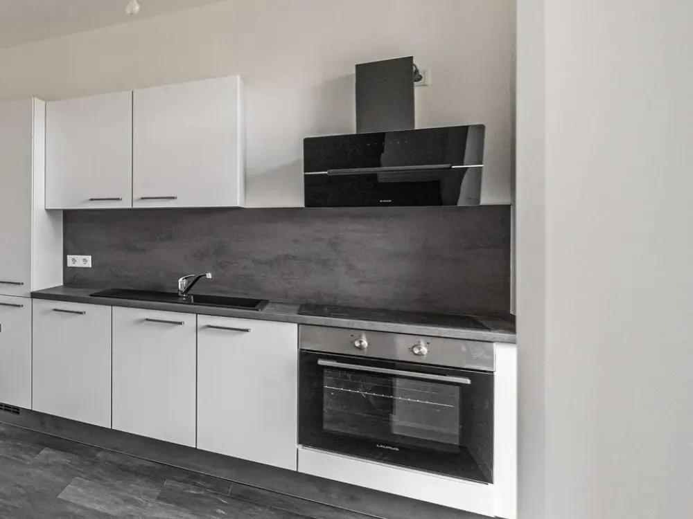 Erstbezug nach Modernisierung! Inklusive moderner Einbauküche & Balkon