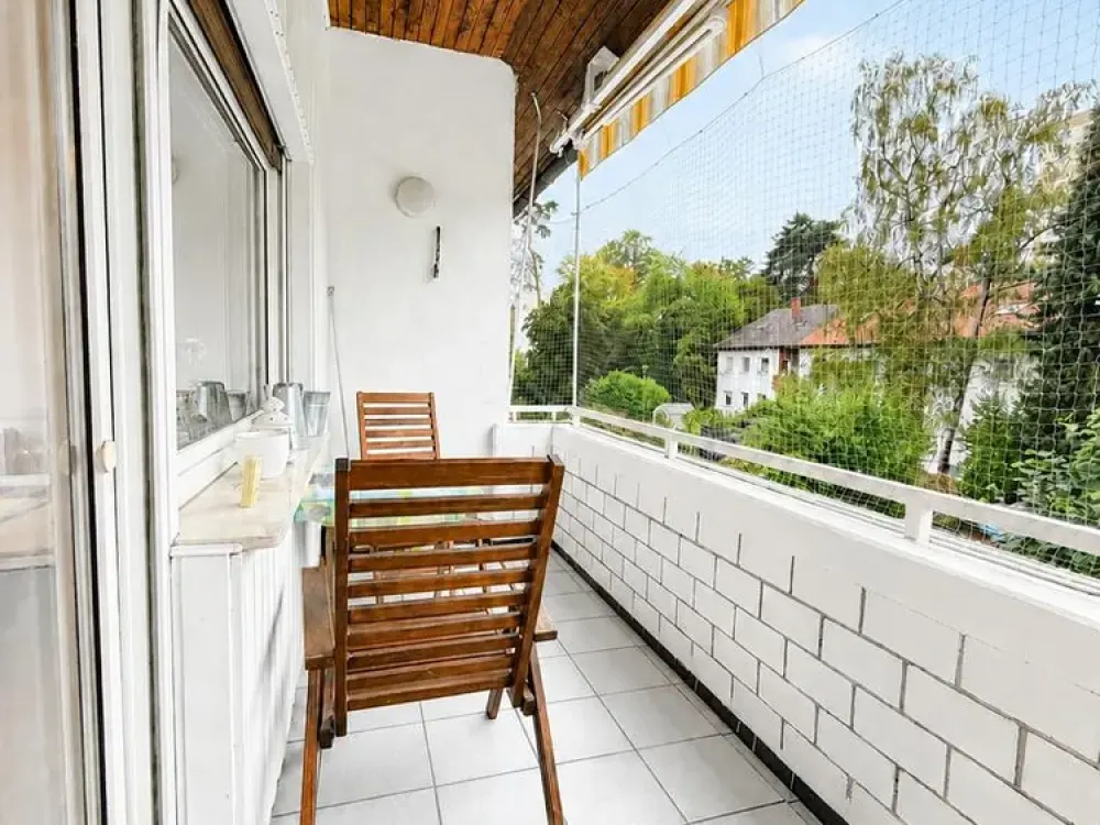4958 - Quietly Located 3-Room Apartment with Loggia and Garage Parking Space!