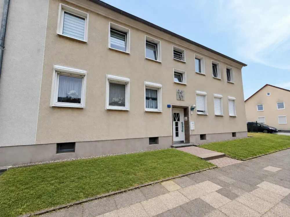 Completely Renovated 2-Room Apartment in Castrop-Rauxel Schwerin