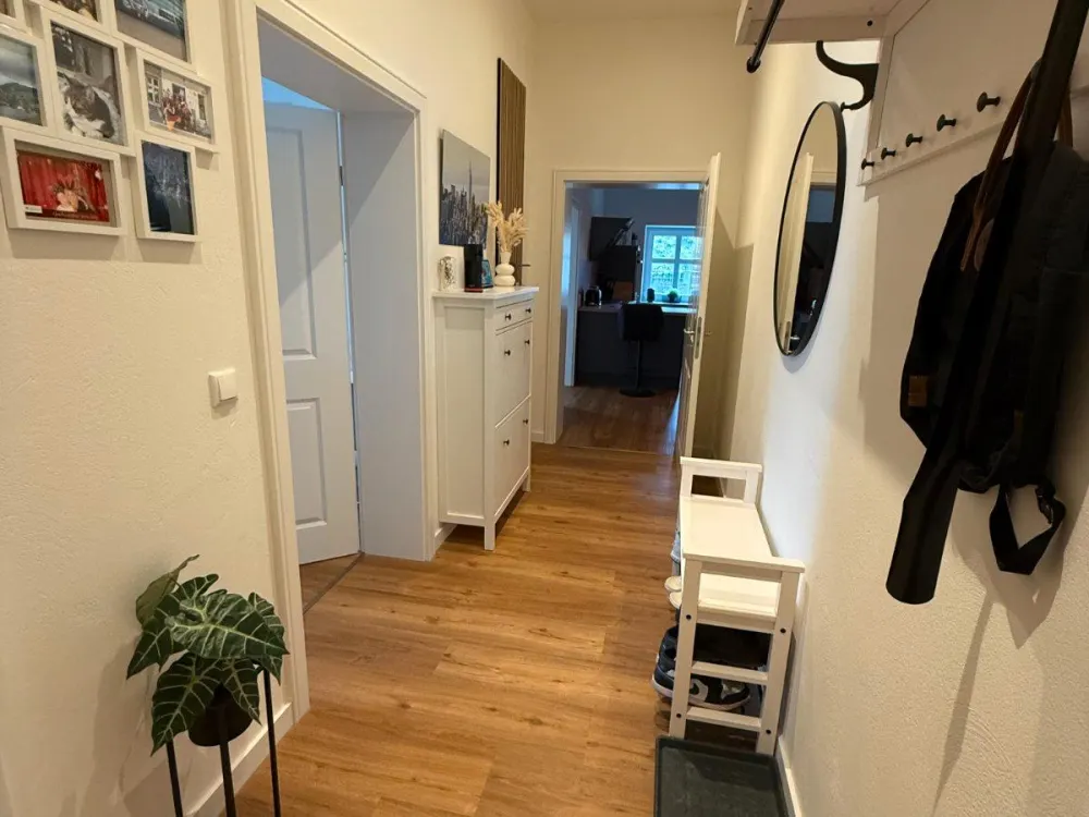 Large Barrier-Reduced 2-Room Apartment with Fitted Kitchen