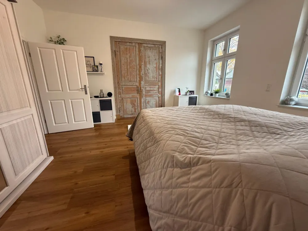 Large Barrier-Reduced 2-Room Apartment with Fitted Kitchen