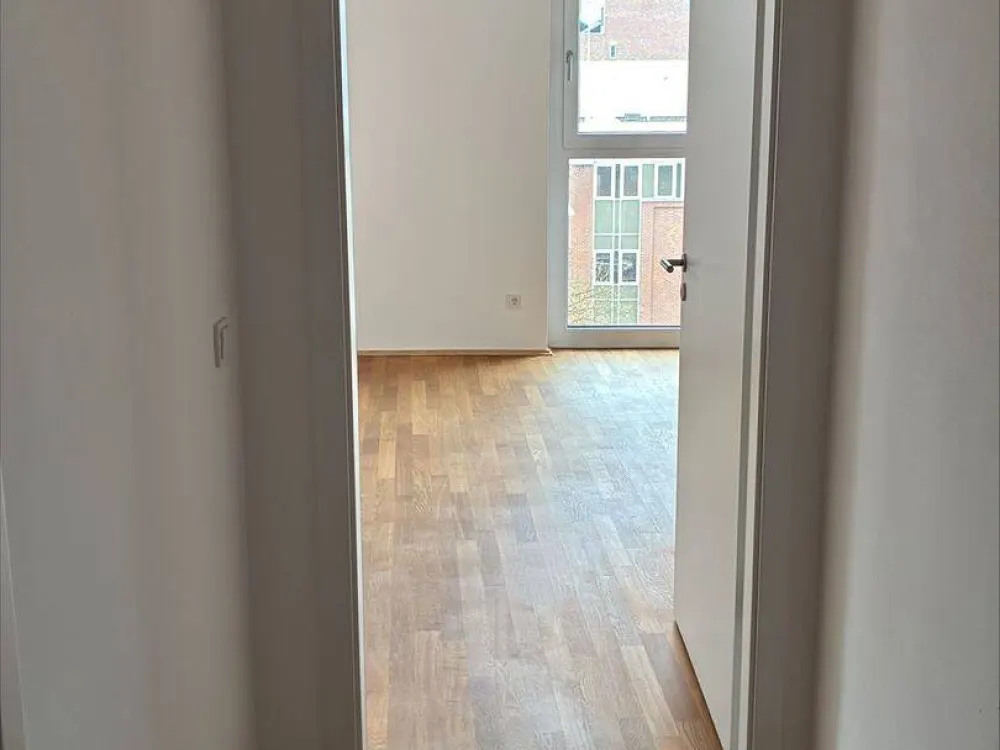 Helle 2-Zimmer-Wohnung mit Balkon in München Thomas-Dehler-Straße